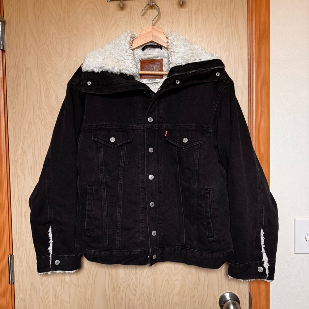 Levi’s Sherpa Denim Trucker Jacket Black